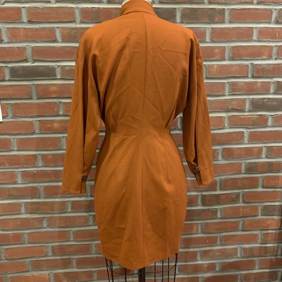 VINTAGE ORANGE FITTED JACKET - Picture 4 of 6